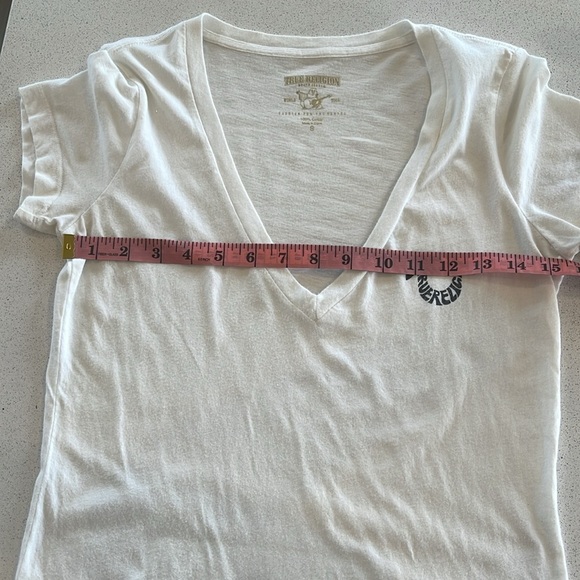 True Religion Women’s White V-Neck T-Shirt - Size S - Picture 7 of 7